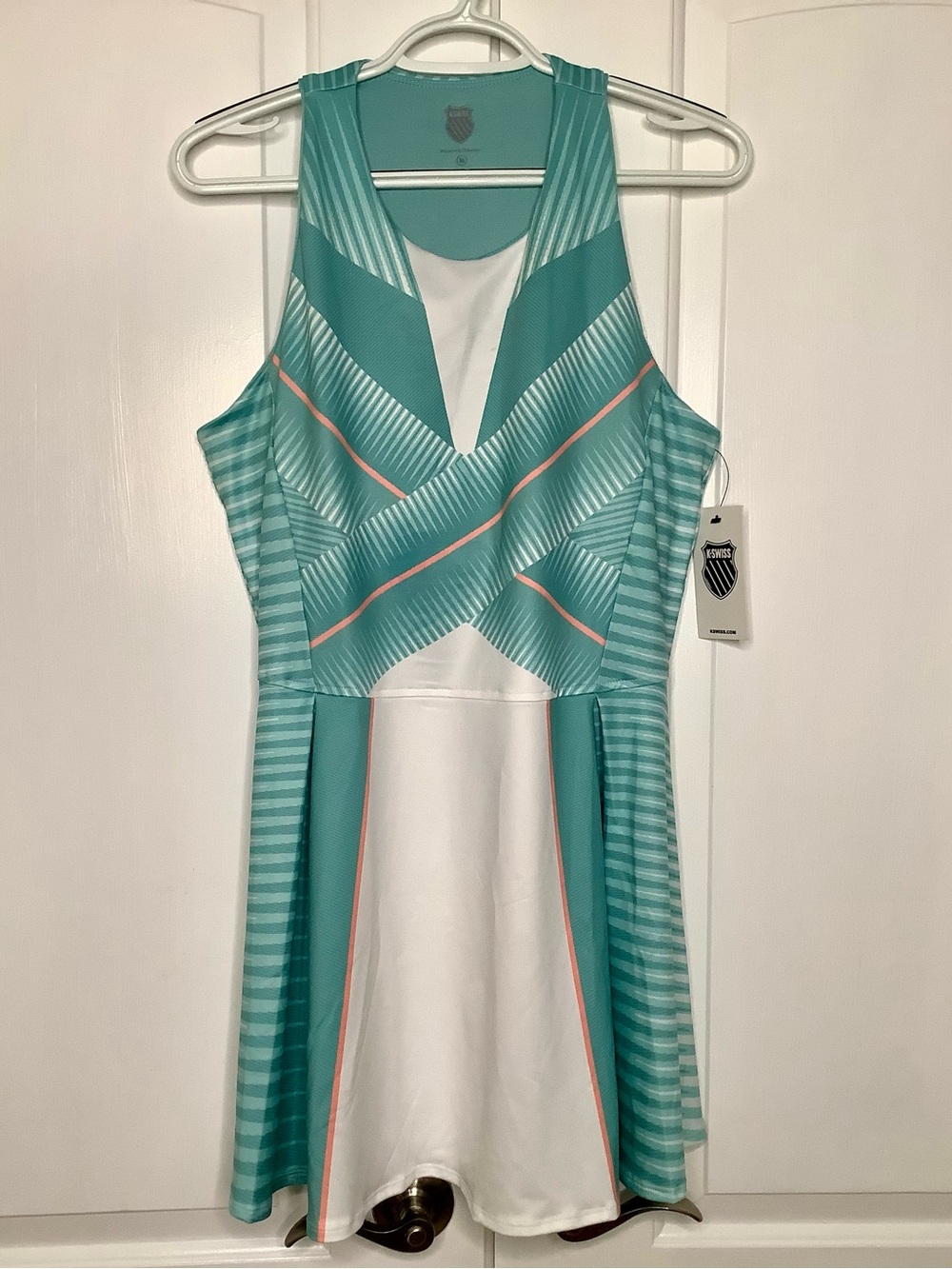 K-SWISS Stamina Dress With Shorts. Sleeveless Mint & White Dress Tennis Dress - Picture 5 of 12
